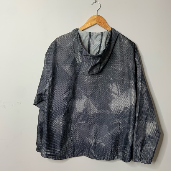 Puma Lightweight Windbreaker Jacket, sz. L - Picture 2 of 5